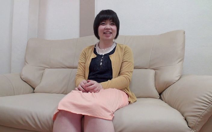 Japan Lust: Creampie voor harige Japanse huisvrouw