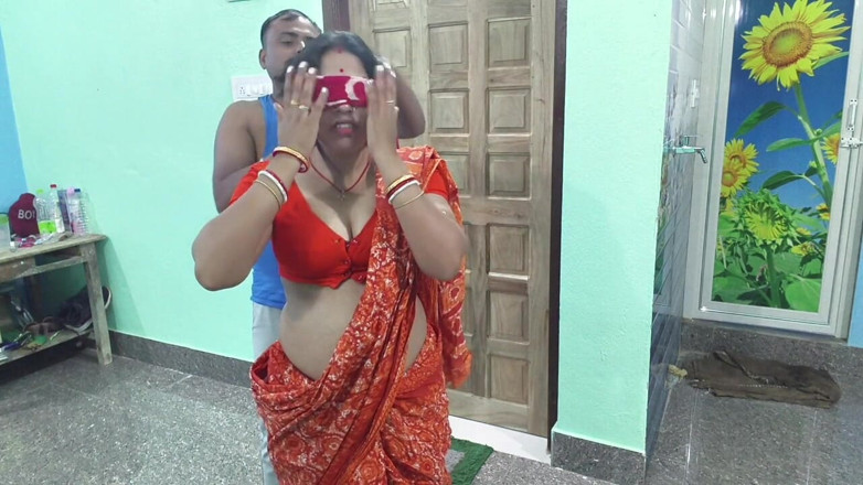 Sona bhabhi: Krásná indická bengálská saree wali bhabhi tvář šukání kouření výstřik do...