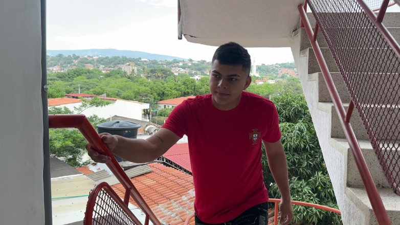 ManuelaAlvarez: เพื่อนสนิทของกูร้องไห้ขณะที่เมียเขาแพ้โคลอมเบีย ปะทะ โปรตุเกส พนันกัน