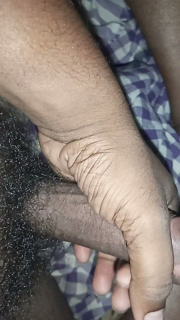Hungry cliff: ฉัน Desi อินเดียเย็ดหีดําใหญ่ด้วยปากจูบ