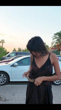 I Want to Get Completely Naked Right Here