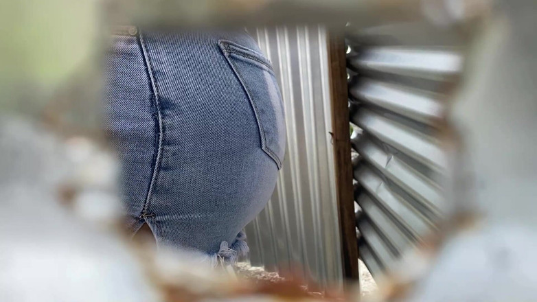 irina69star: Потрапив у пастку роздягальні