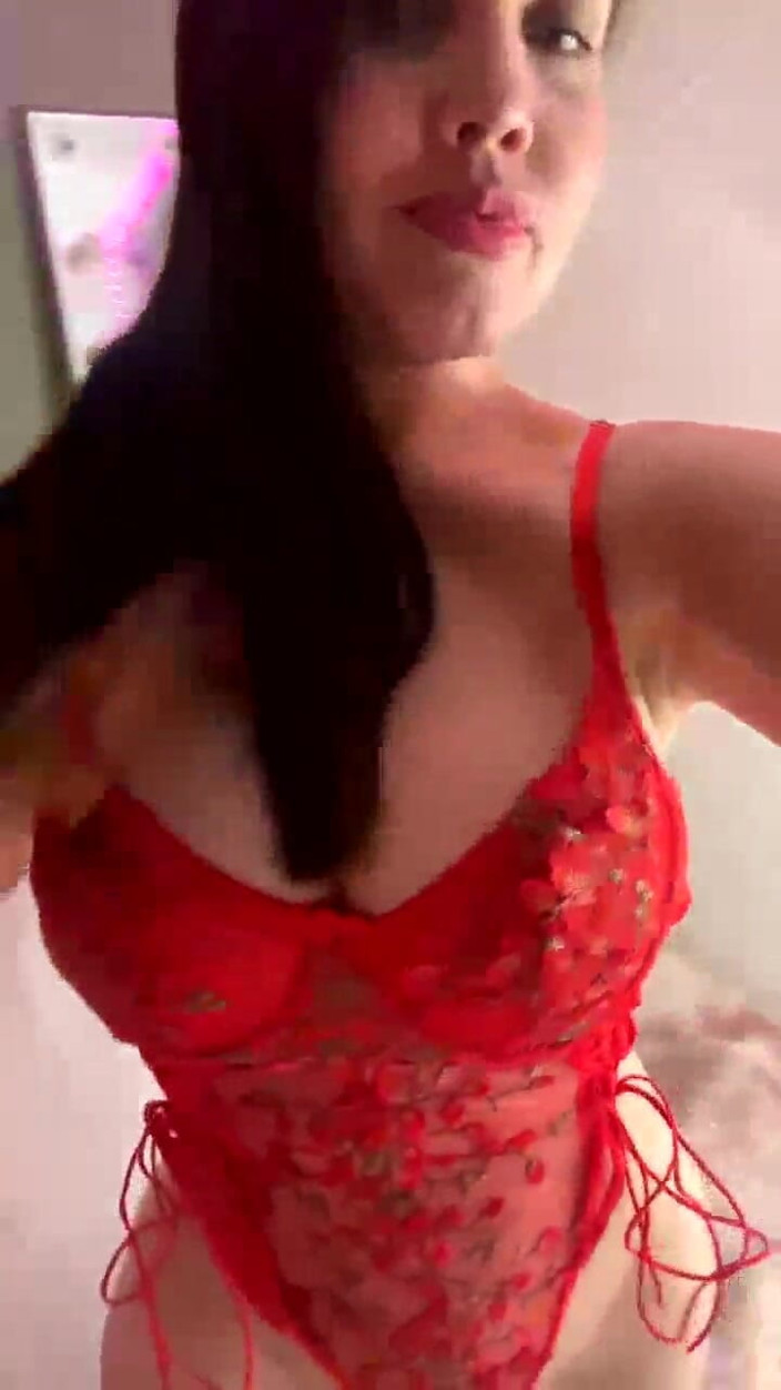 Marian Franco: Latina babe met grote tieten pronkt live met haar lichaam