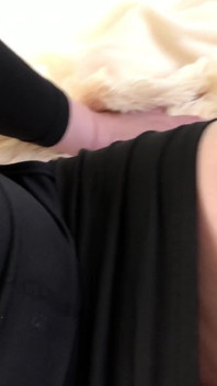 Marido limpa minha buceta depois que eu faço xixi Comendo buceta até o orgasmo de perto