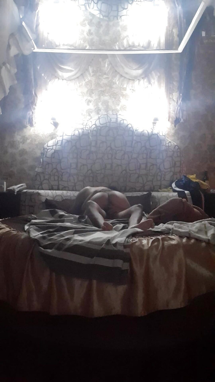 hael: Я беру мою подругу в мотель, чтобы заняться жестким сексом, я обожаю ее тугую киску