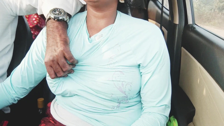 Telugu honey lips: Car Sex, Telugu Dirty Talks. Telugu Buhabi Crezy Talks.