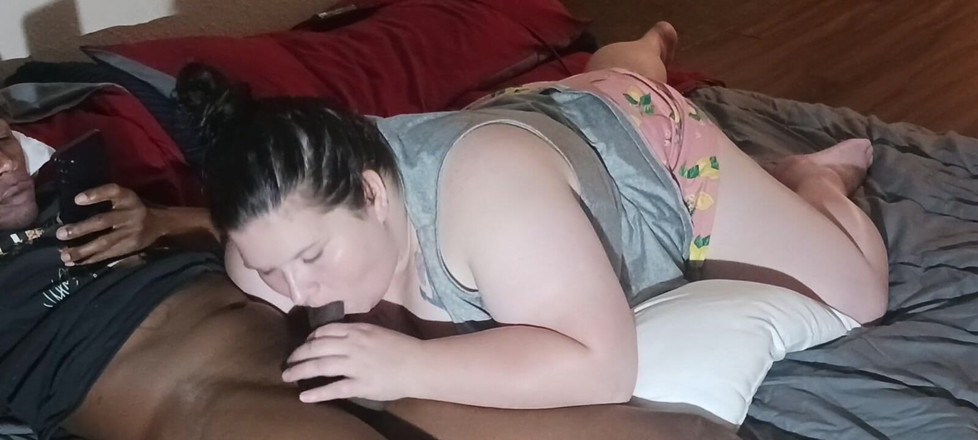 Sloppylynn: Люблю мене великим чорним членом, який опускається мені в горло