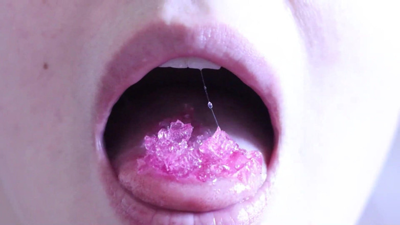 Honey BooBoo: Sweet lollypop from pussy to mouth