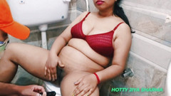 Hotty Jiya Sharmaa: 有史以来最好的xxx热辣性爱，女主人被酒店男孩性交，有清晰的印地语声音