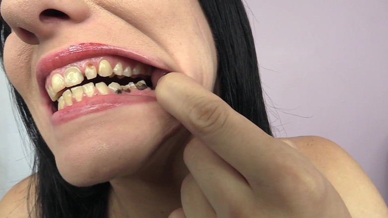Quinn brooks: Bianca's Mouth Exploration