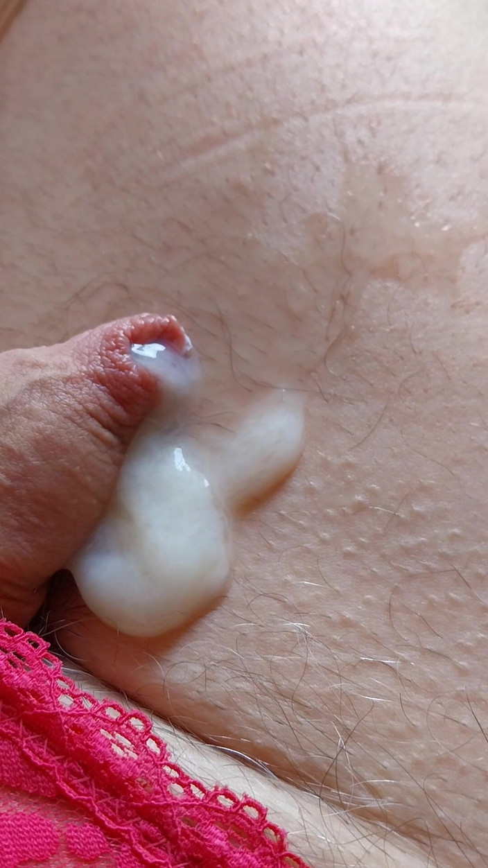 Cindy Belfast: Aproape fără mâini - clitoris mic, Sissygasm cu dop în cur