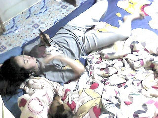 skyunited007: 当妻子独自在家 1