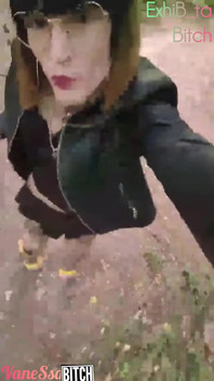 Ofrecida a La Plaga, Pequeña Provocación En El Bosque Su Fantasía De Puta.