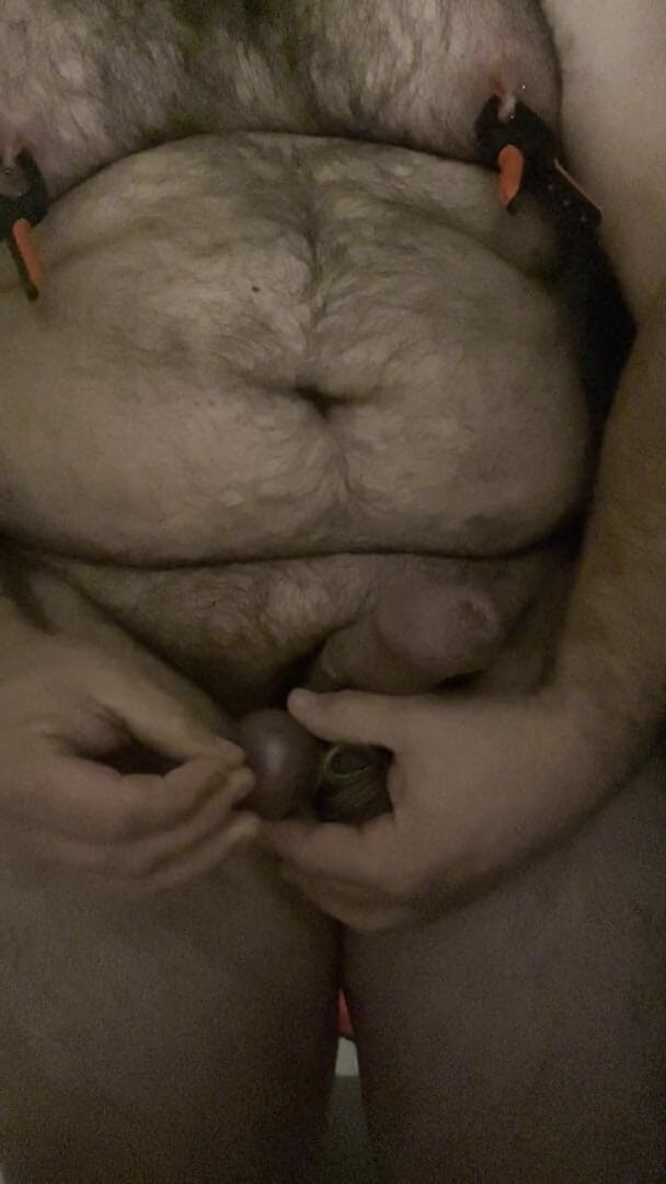 Shaun Cbt: Testikel bondage med piercing och utlösning