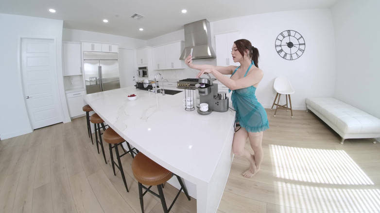 TSVirtualLovers classic: Influencer Estrella Porno
