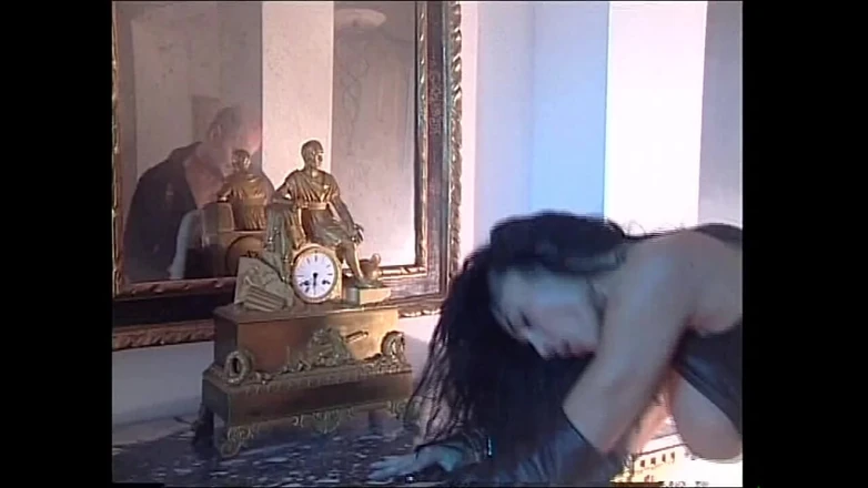 XTime Vod: The White Venus in a Movie Full of Pussy and...