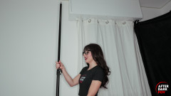 After Dark POV: Goldy Chan ajuda a preparar o after dark pov studio 4K