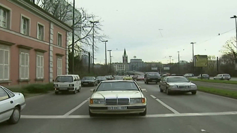 Vintage Climax: Gorąca nastolatka przerwana przez macochę na gorący trójkąt