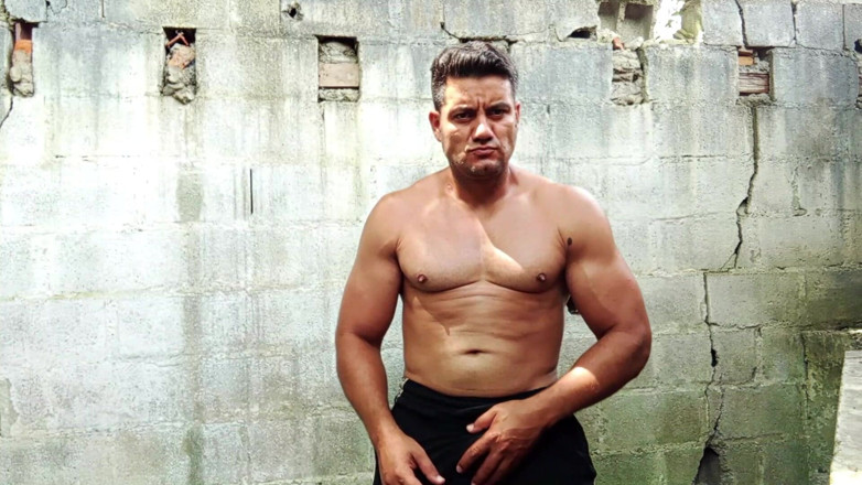 YuriGaucho: Yuri Gaúcho, ชายกล้ามเนื้อ, คัมมิง