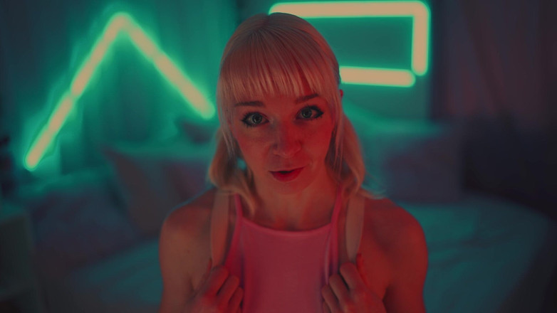 Jolie Lyon: Můj strašidelný přítel v mém pokoji