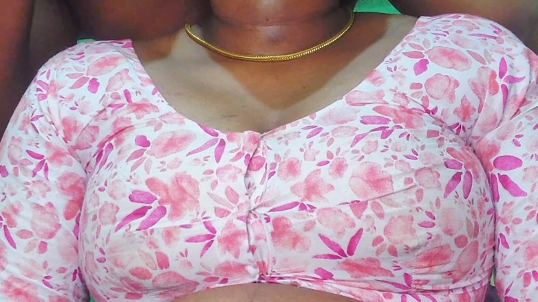 Desi Mohini: Semasa percutian musim panas, saya menikmati banyak dengan bhabhi cantik...