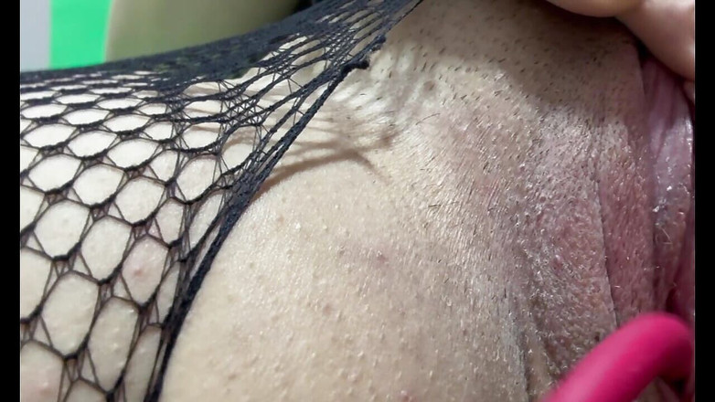 Windy Rae: 玩我的玩具。享受