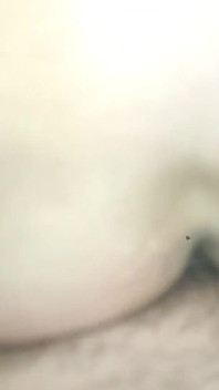 Chica de nieve con gafas