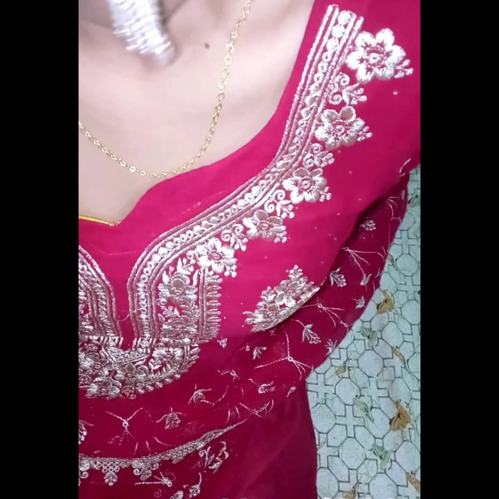 Your-Eshita: Mooi Deshi-meisje neukt video deel 01