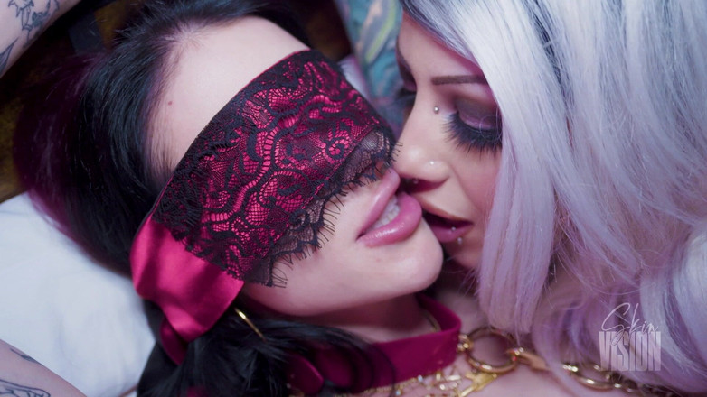 SkinVision: Fuck Me, Mistress - Kasara Wood &amp; Luna Luxxx