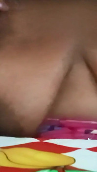 แม่บ้านดูดหัวนมใหญ่ๆ ดูดส้มเขียวหวาน