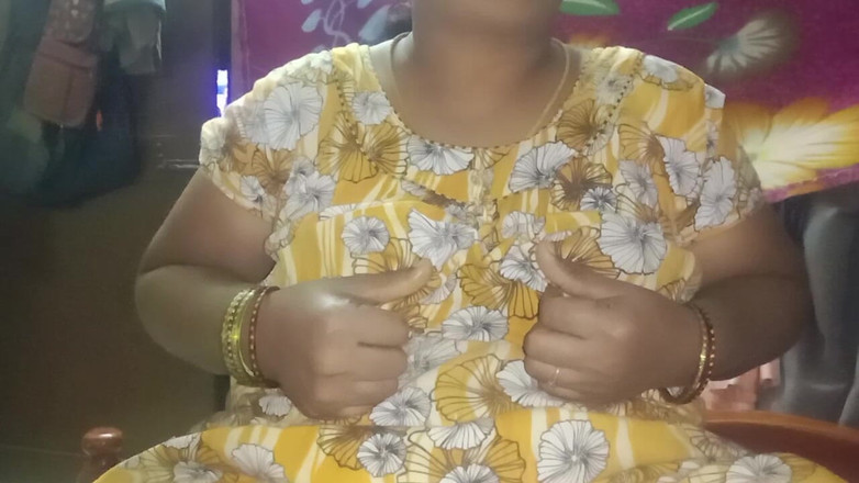 Tamil Anti Uma: Wanita Kebangsaan India Melancap Dengan Bersendirian Apabila Suami Tamilnya Tiada...