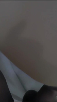 Ragazza succhia il cazzo, pecorina, cavalcatrice, gemiti, sborrata sul culo. Parte 3