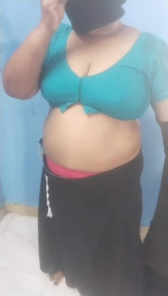 Tamil lesbian: Ми з Анні гаряче розмовляємо сексом