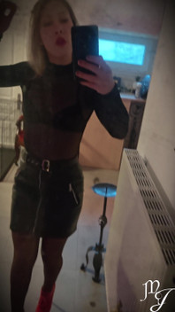 Nylon and Leather Fetishes - Mistress Julia