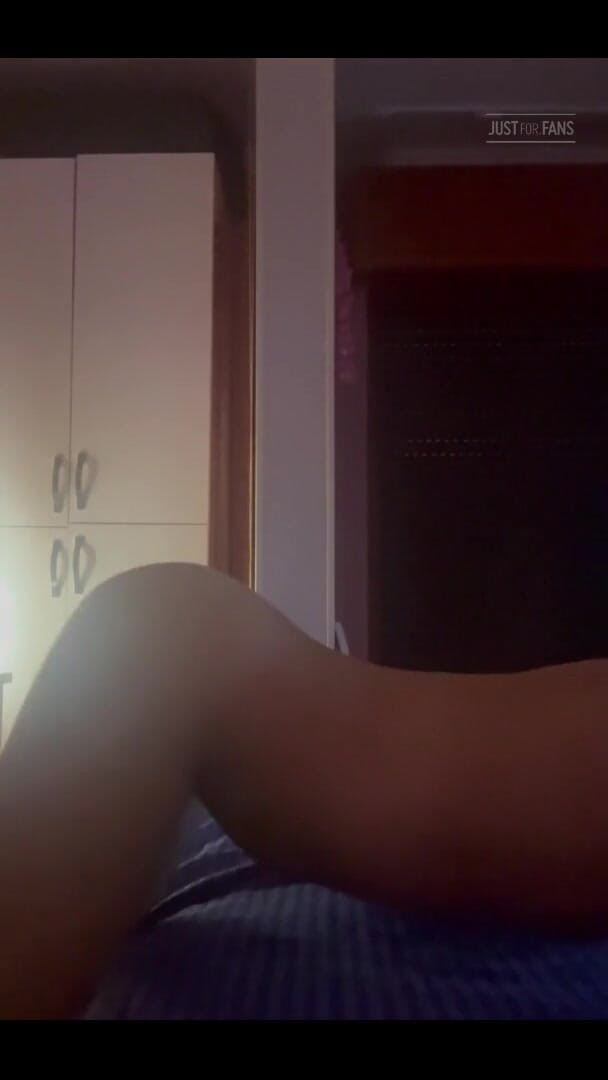 StabiaBoy: He's Restless Tonight!