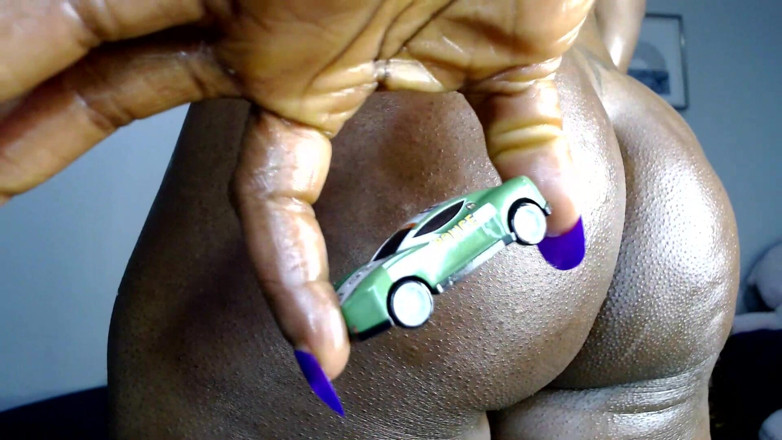 Maeling: Race Car Pressed and Crushed with Giant Ass Cheeks