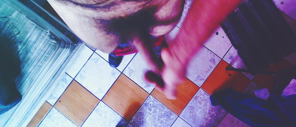 Stink HairyMale: Mang giày - POV