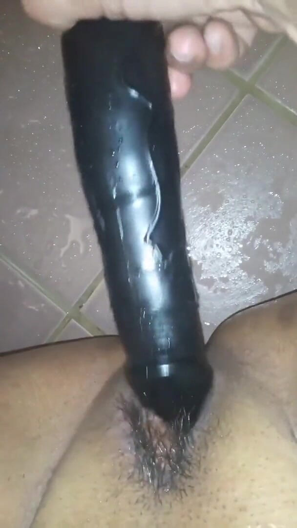 NastyNymphoMilf: Shower time!