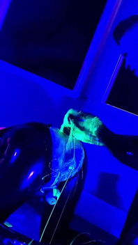 UV 피스팅