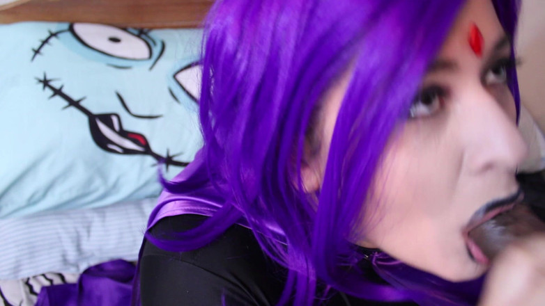 VickyVixen: Raven ดูดควยฉ่ําๆ