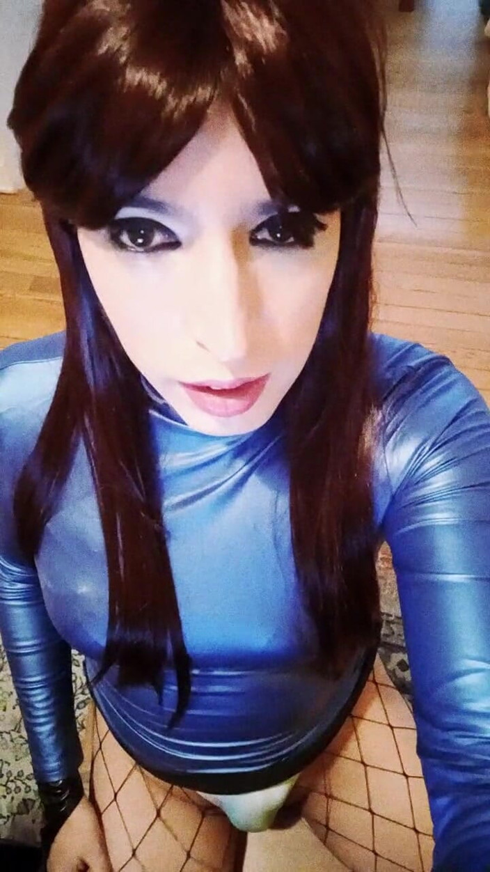 Tammy sissy slave: Tammysissy Alone in Airbnb