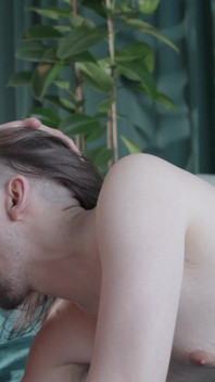 Morgensex, Teil 2: Strap-on Blowjob & Pegging [4k]