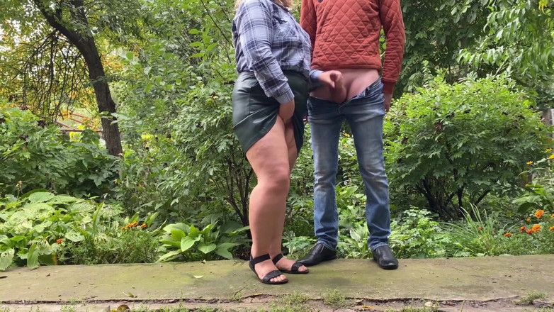 OurFetishLife: Üvey annem beni sıkı götüne nasıl boşaltacaklarını biliyor