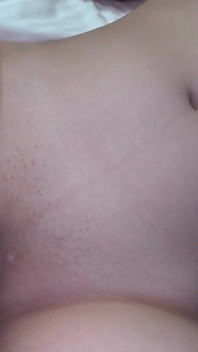 Setkání s krásnou ženou se stává intenzivním, když konečně najde uspokojení nad svými obvyklými limity