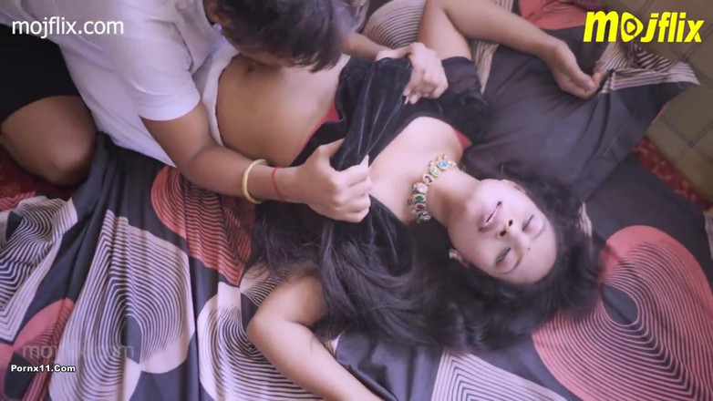 Ravi Thakur: Hot Teenager Girl Fucked with Boyfriend in Hotel Room Indian...
