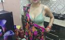 Saara Bhabhi: Desi Indische Bhabhi gaat vreemd met echtgenoot en neukt van...