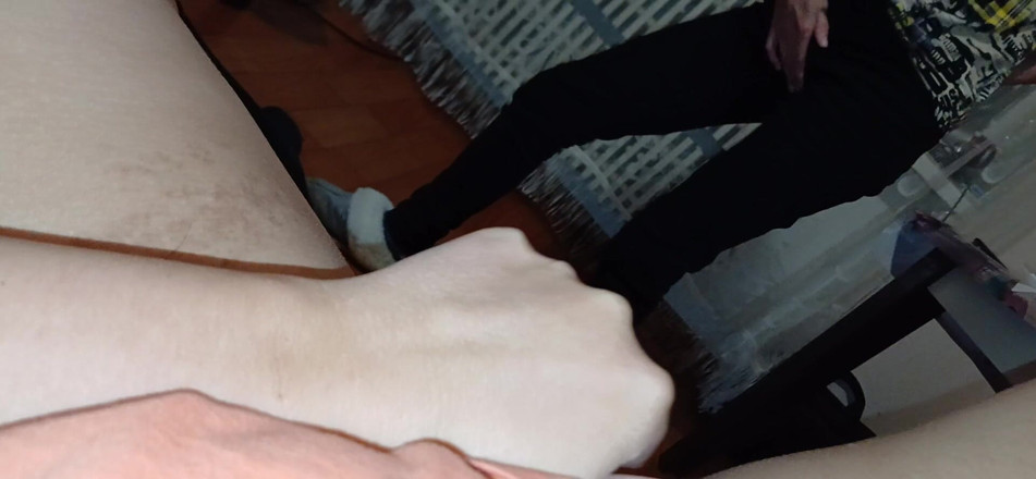 Lesbian-candys: Potajemnie masturbujemy się w nocy, aby nasi rodzice nas nie...