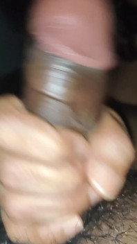 Riya tar stor kuk avsugning på natten