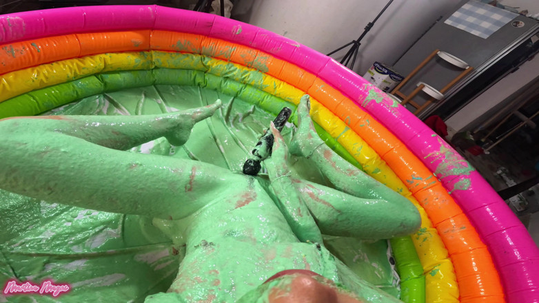 MartinaMagni: POV dělám nepořádek ze slizu a získat nadržený wam slime