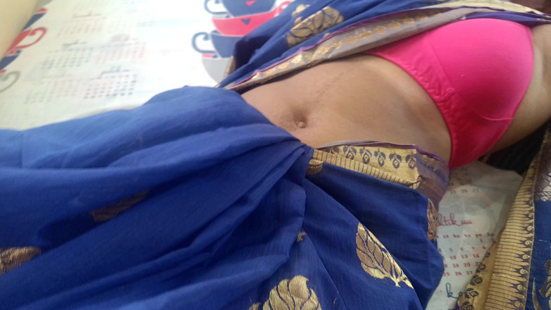 Wonder: Chennai Žena v domácnosti tvrdě šuká v posteli se sousedem